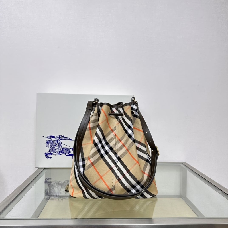 Bv*b*rry bucket bags
